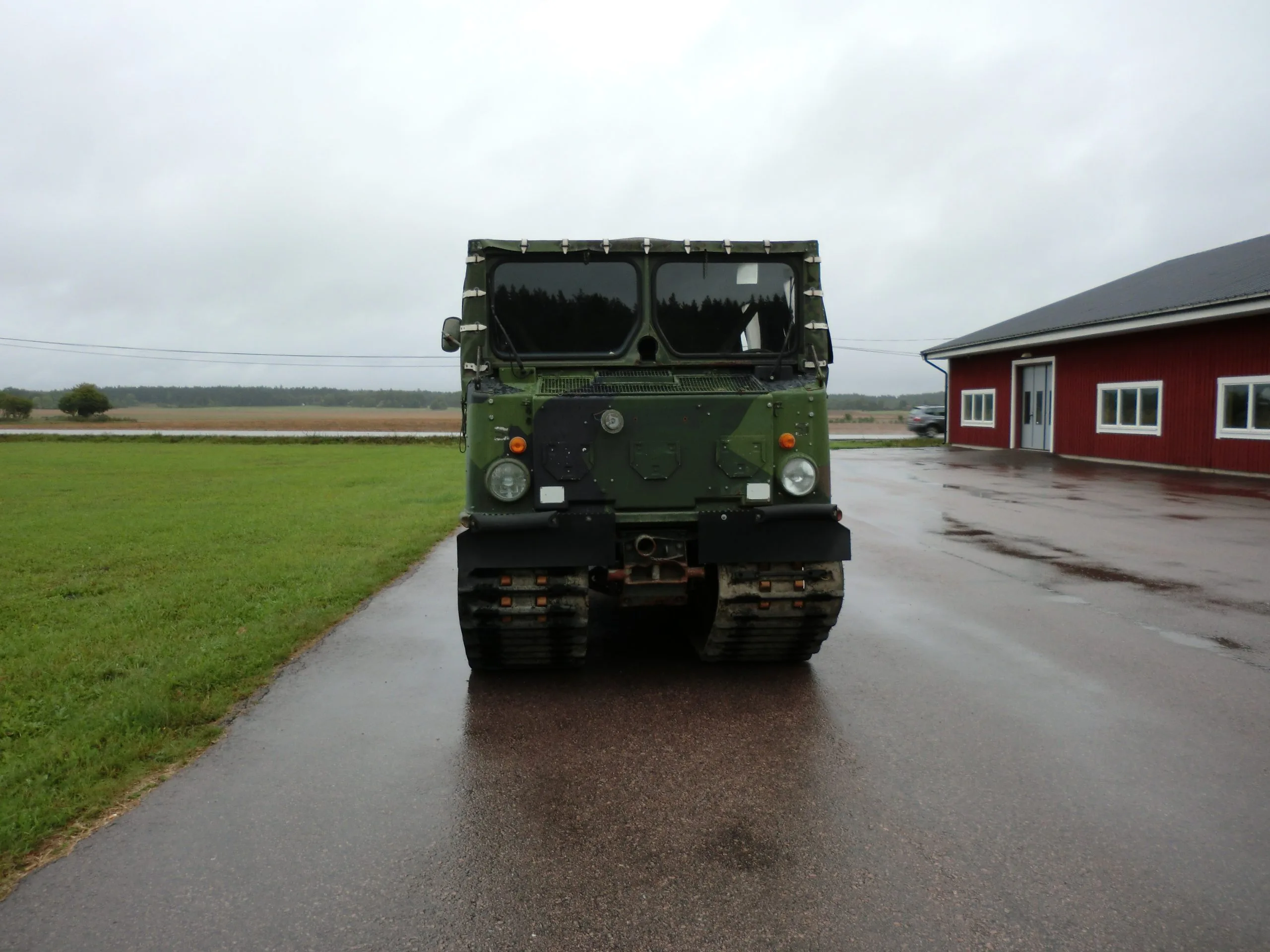 Hagglunds bv206 Soft Top - Image 2